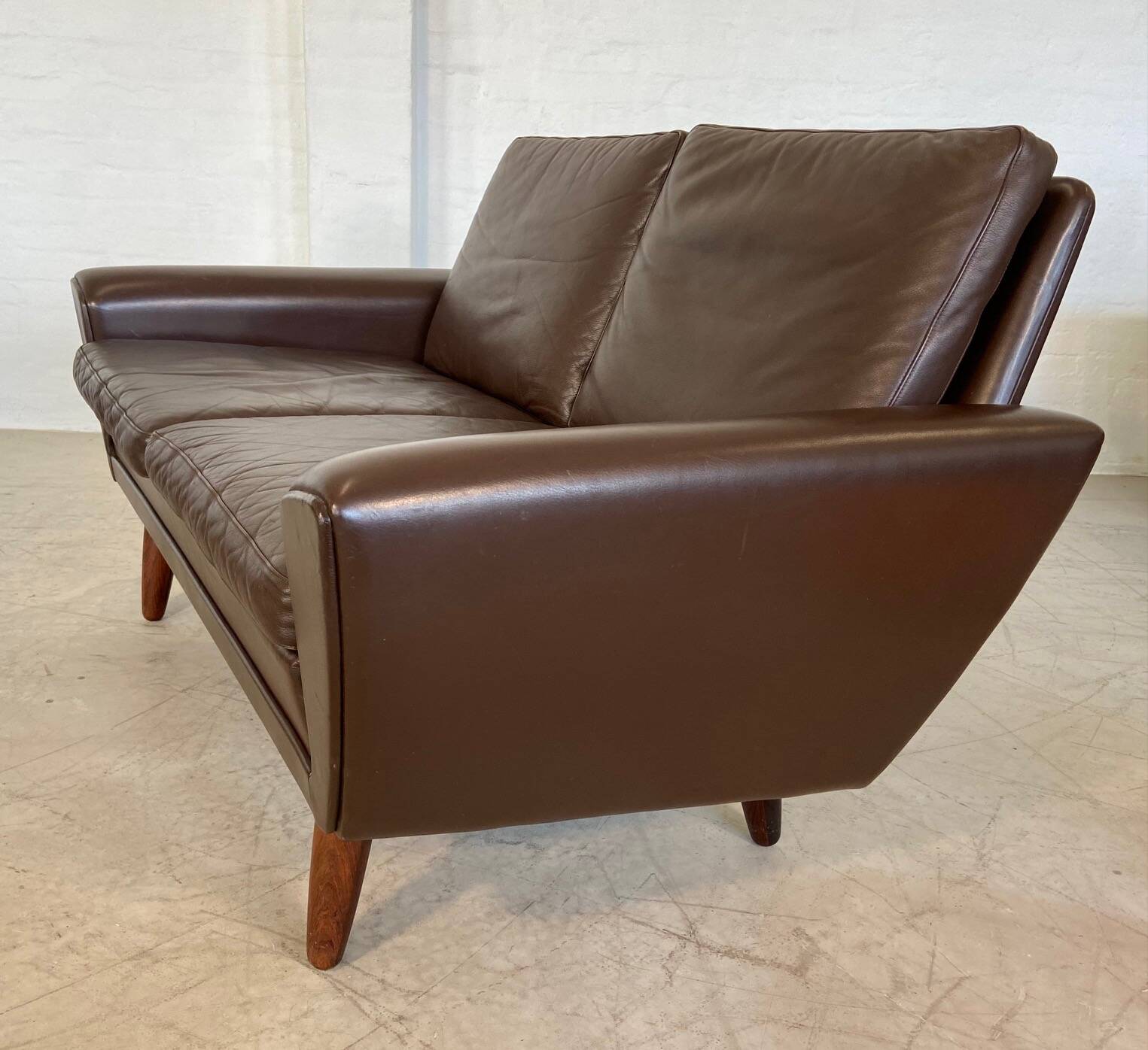 Canapé 2 places g. thams vintage rétro danois du milieu du siècle en cuir de coco des années 60