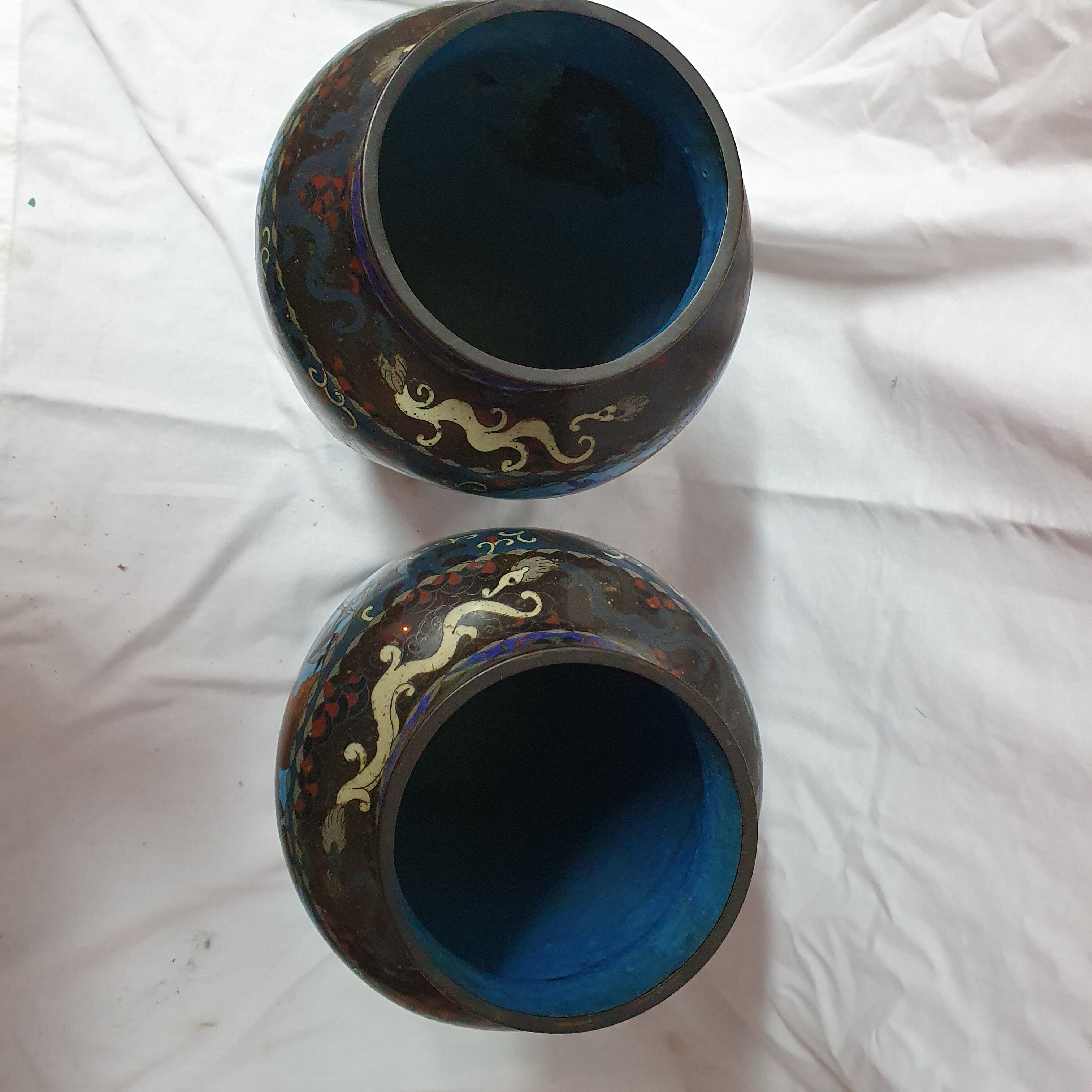 Paire de vases Chine 19ème cloisonnés