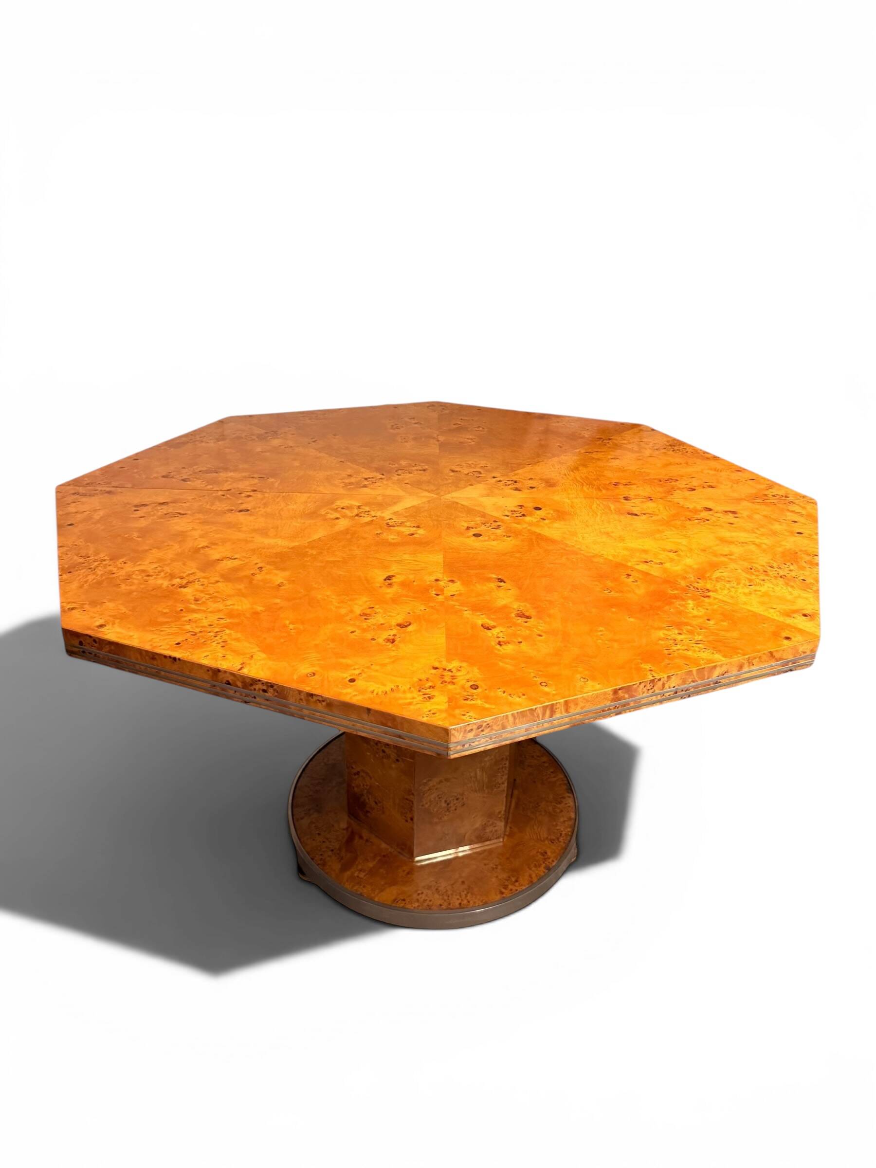 Octagonal extendable dining table Mario Sabot in burl (1970s)