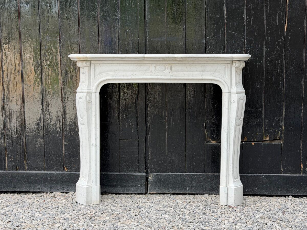 Louis XV style Carrara marble fireplace circa 1900