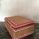 Scoubidou sewing box