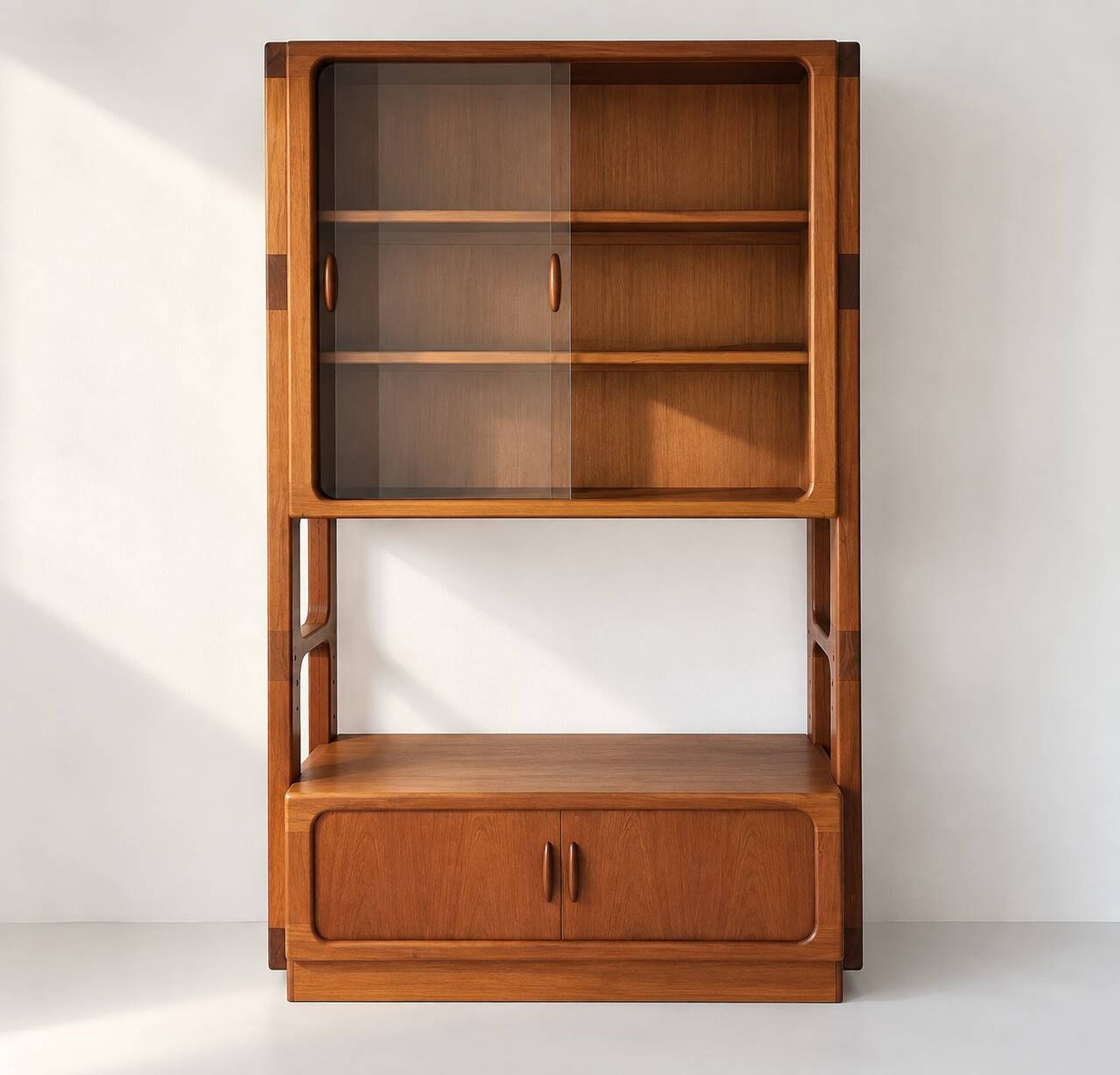 Cabinet - teak - Dyrlund Denmark