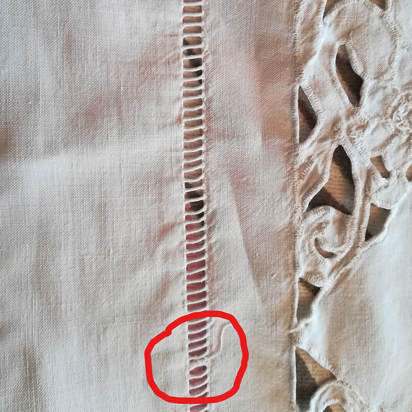 SD-encrypted embroidered sheet