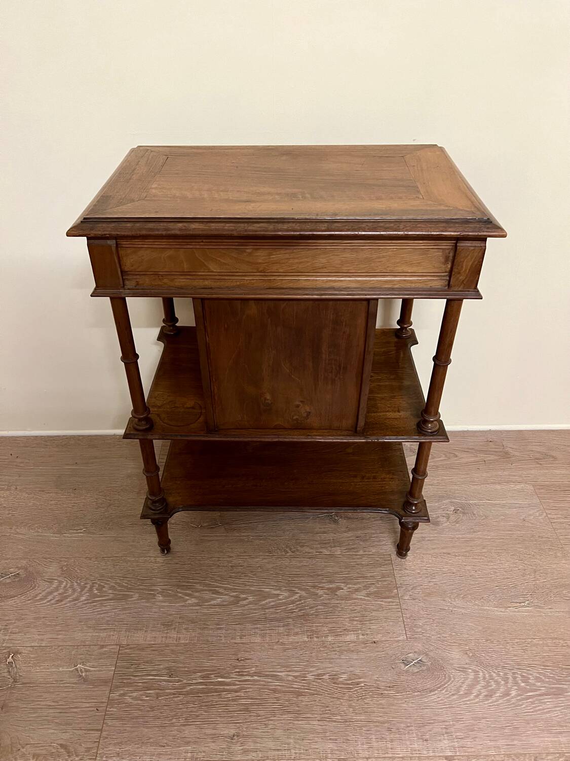 Lxvi style walnut worker with match scraper