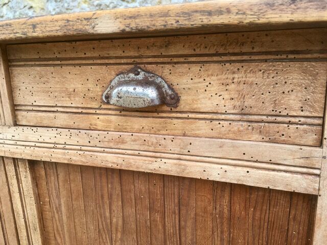 Old parisian buffet sliding doors