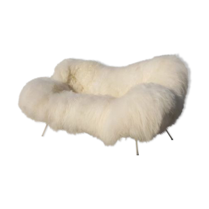 Canapé en peau de mouton