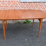 teak table