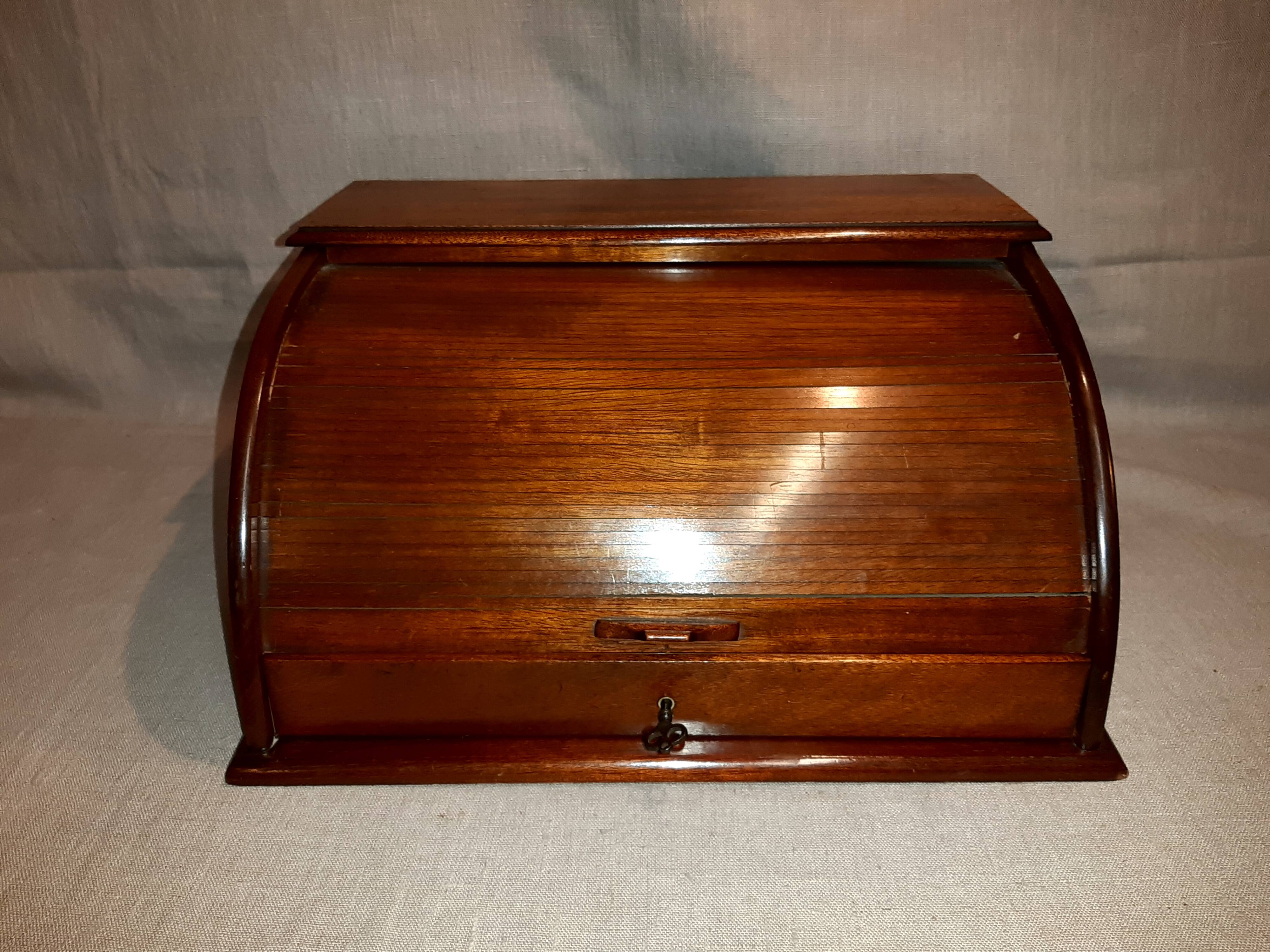 Office Secretary art deco