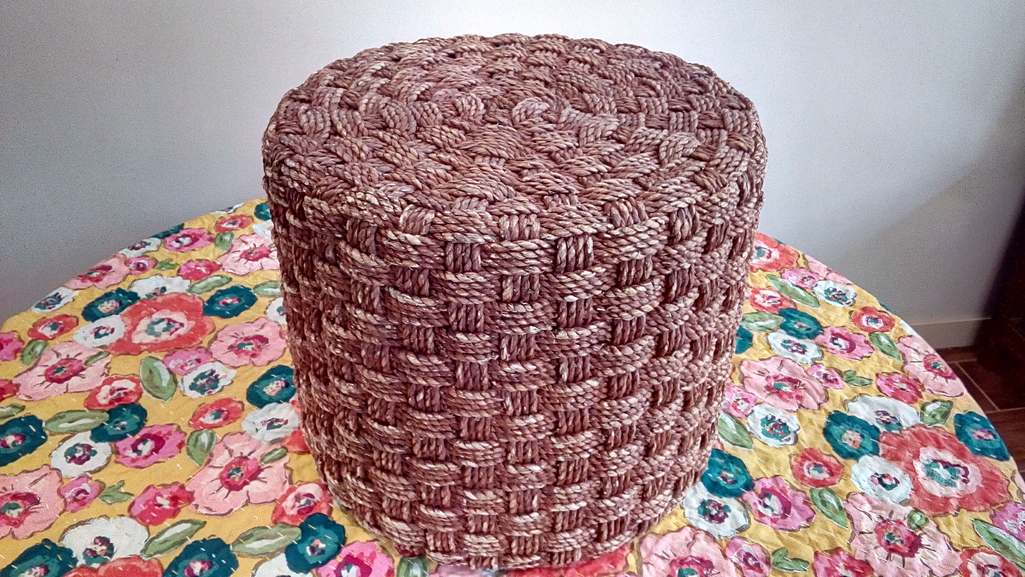 Vintage stool pouf in braided rope