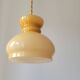 Suspension en opaline miel