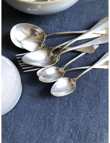 Old Harvest Tablecloth in Pure Hemp Dyed Dense Grey