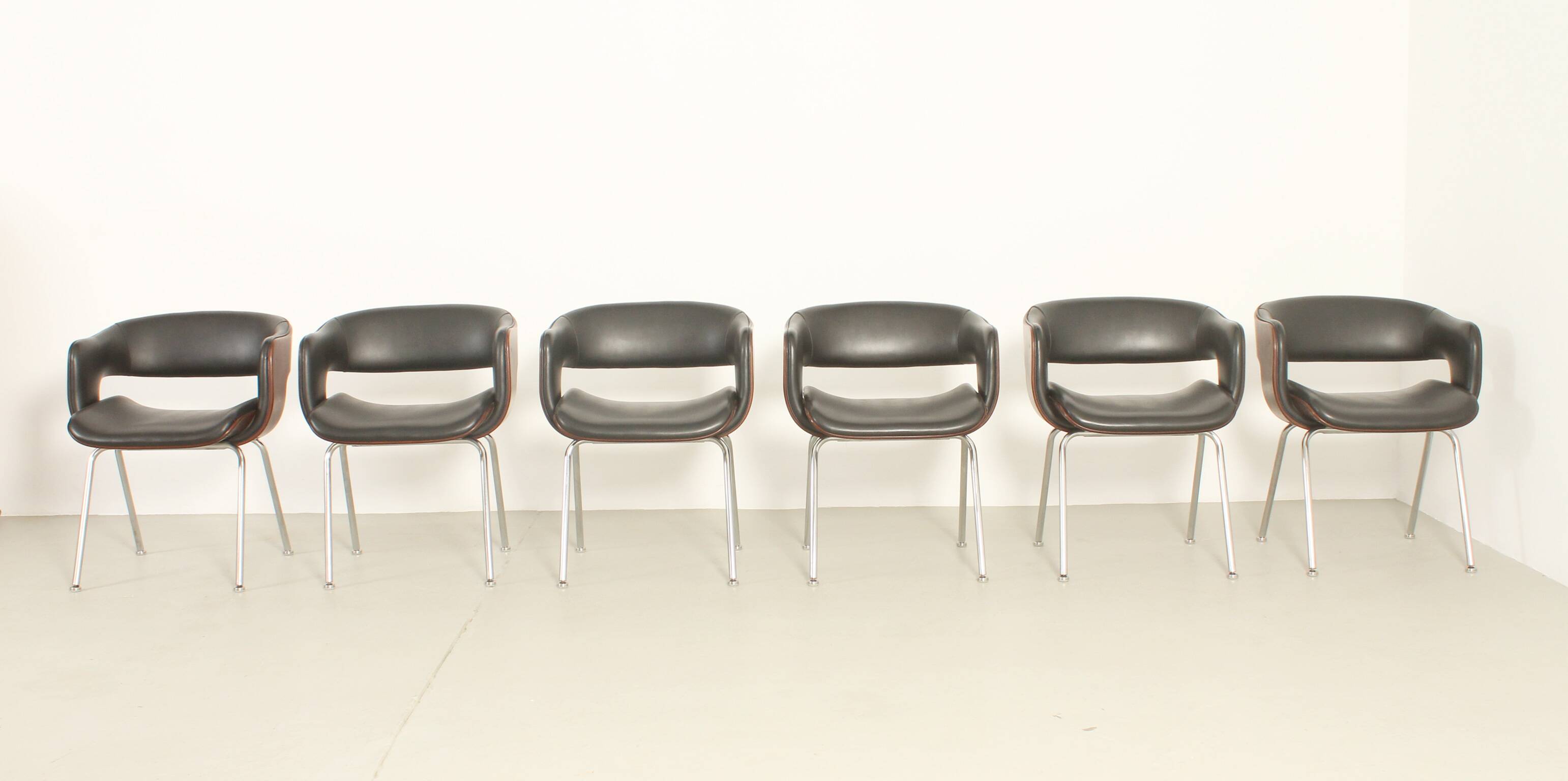 Set of six Oxford chairs by Martin Grierson for Arflex, 1963
