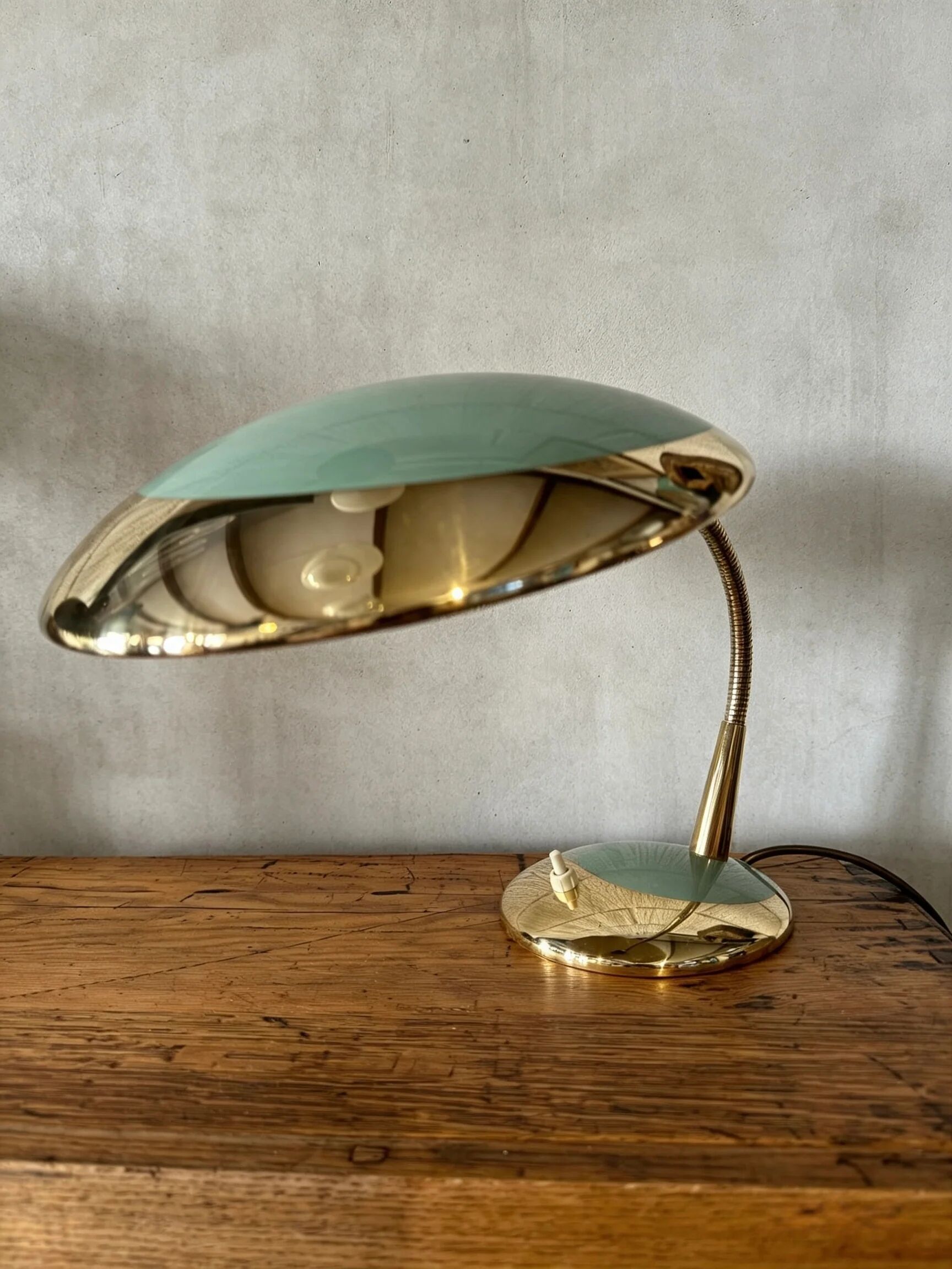 Lampe de table à col de cygne des années 1950 par Hala