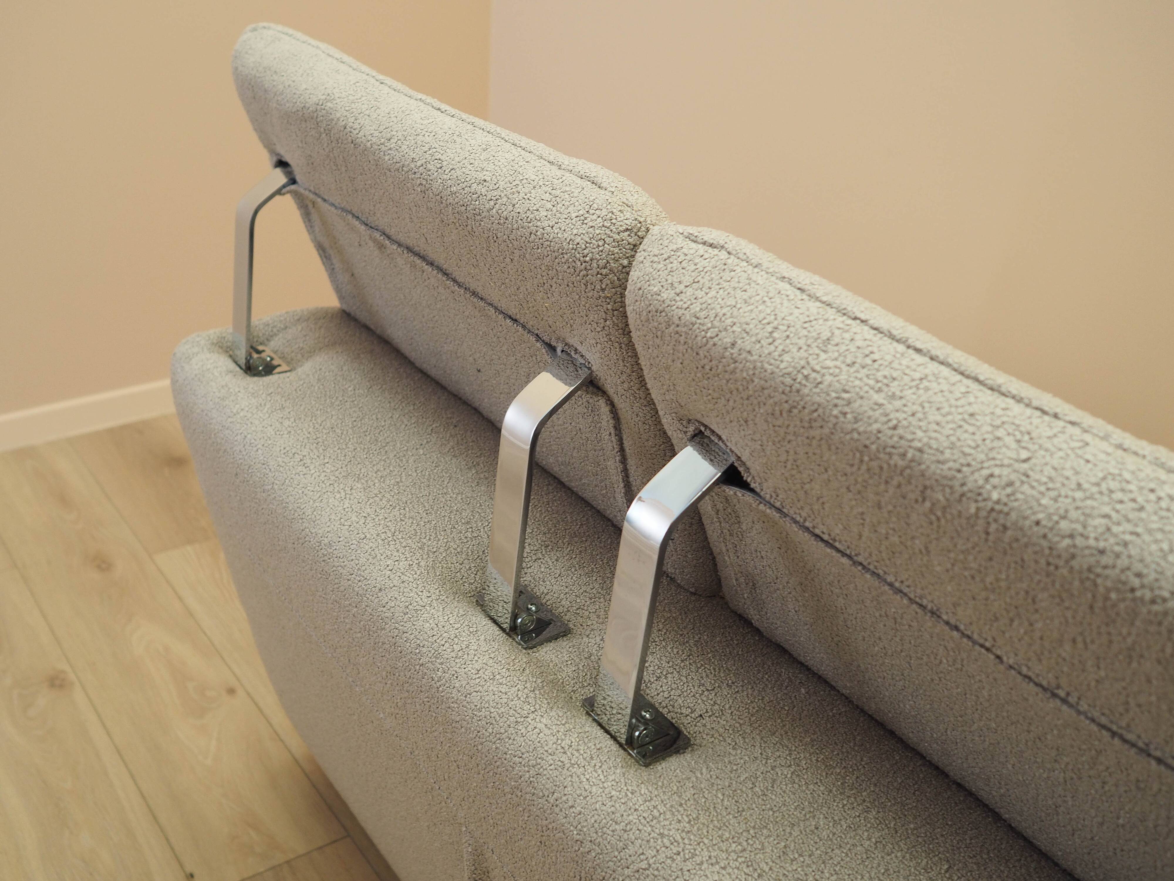 Beige sofa, Italian design, 1980s, made in Italy