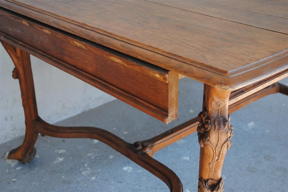 Art nouveau 1900 oak coffee table