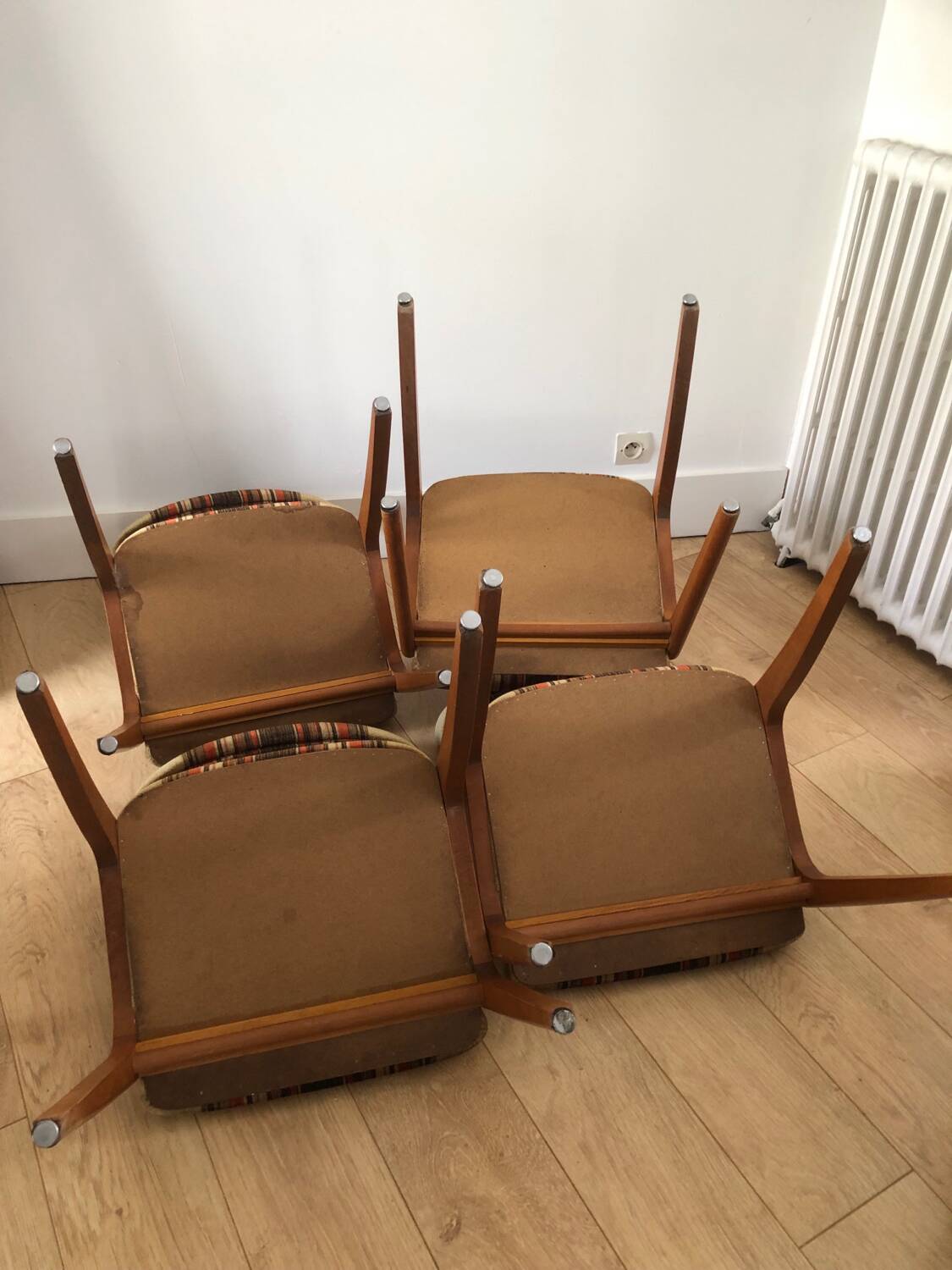 Series of 4 vintage Scandinavian style chairs