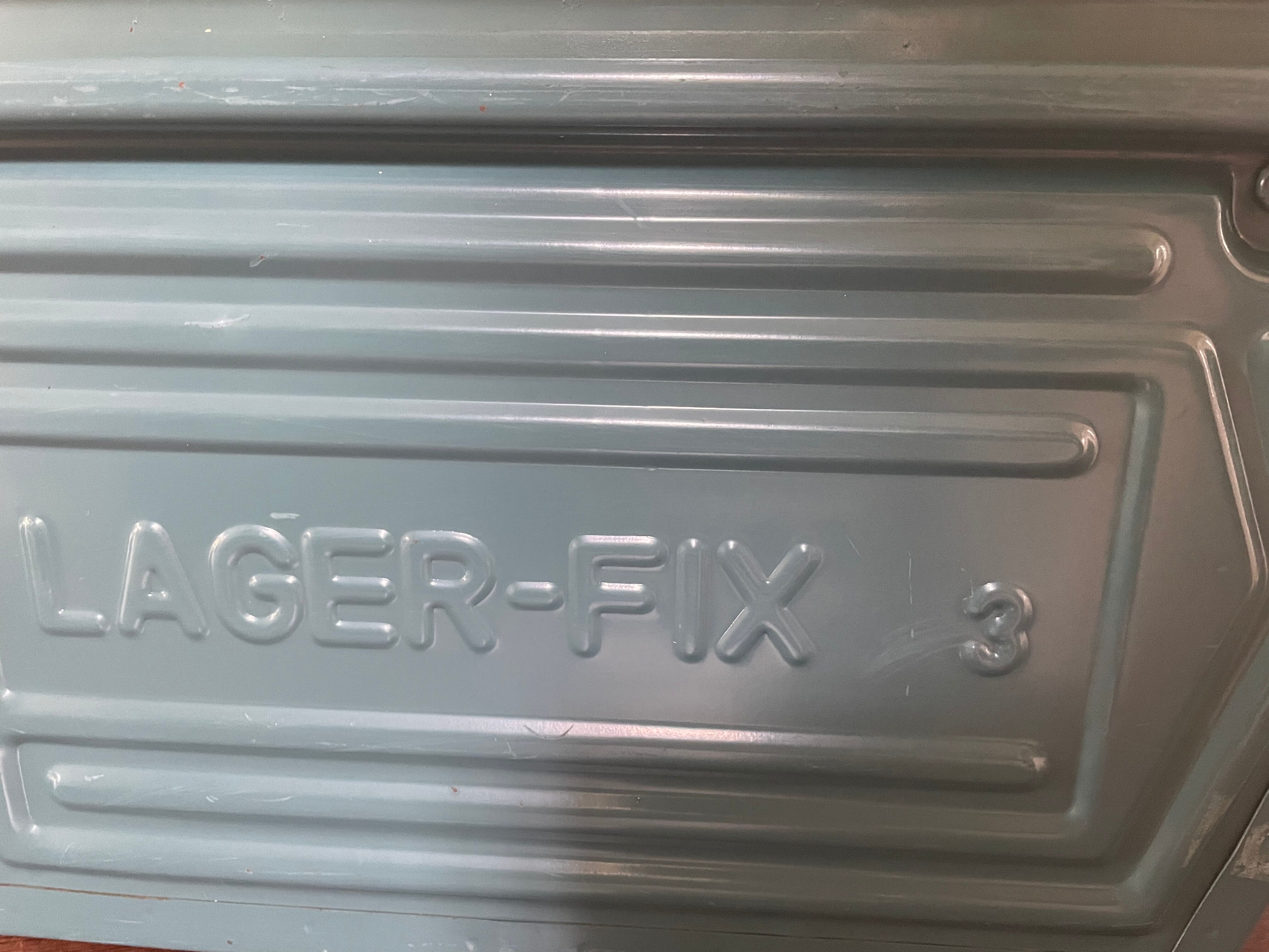 Schäfer metal claw lockers