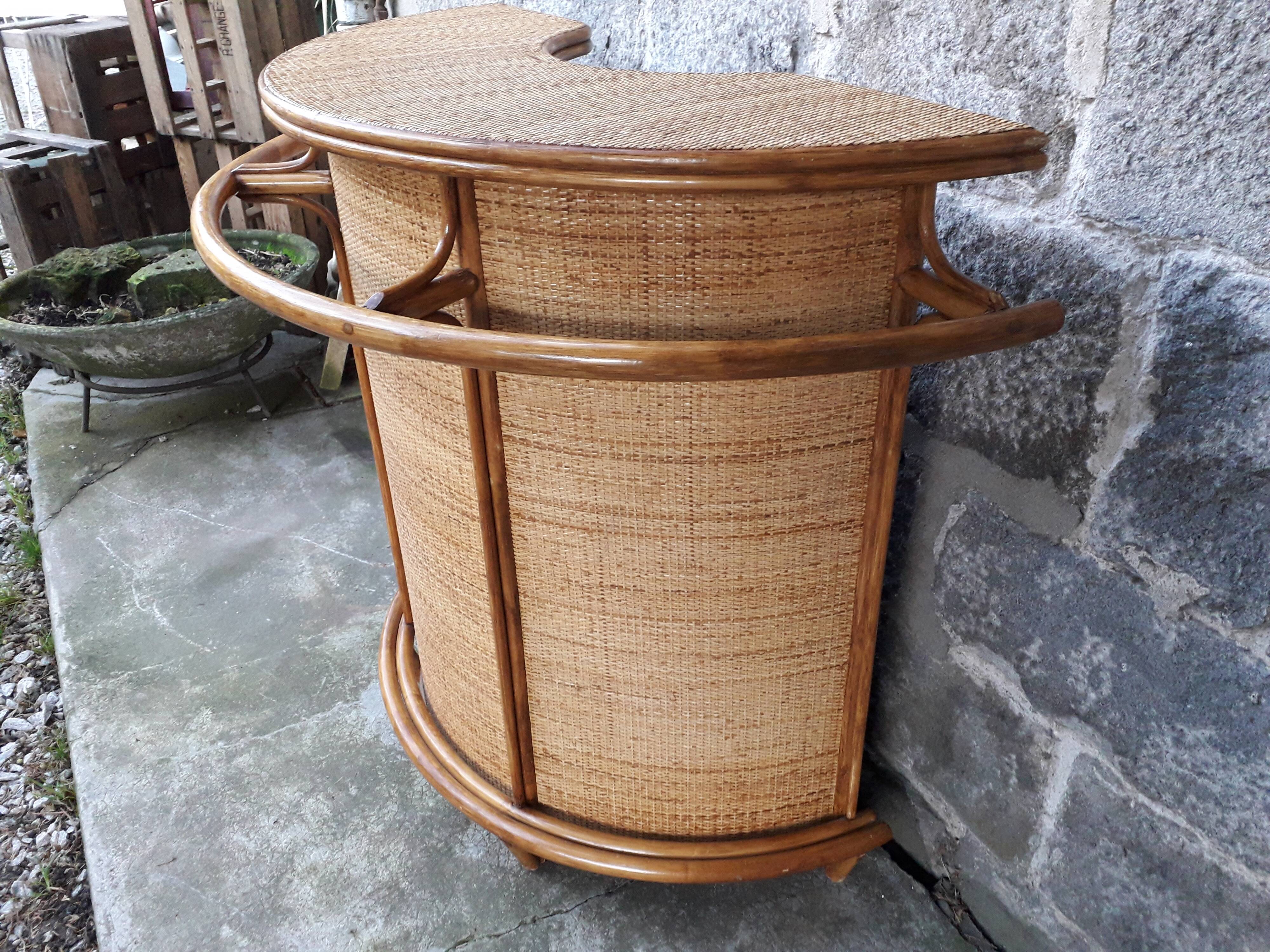 Bar en rotin vintage & ses tabourets