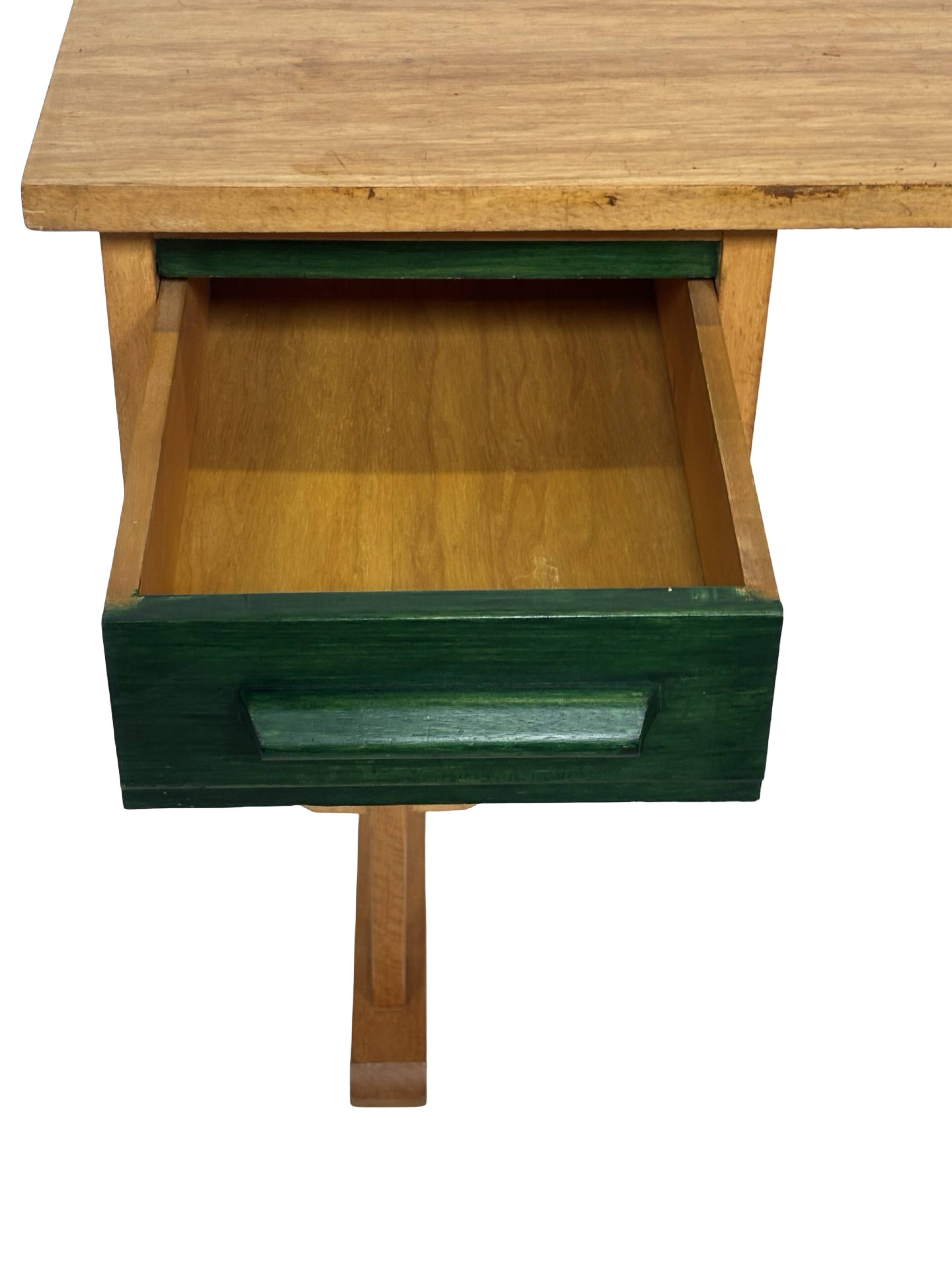 Bureau vintage des années 1960, design de bureau compact