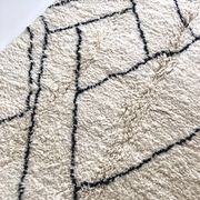 Moroccan Berber carpet Beni Ouarain with black graphic patterns 2,36x1.55m