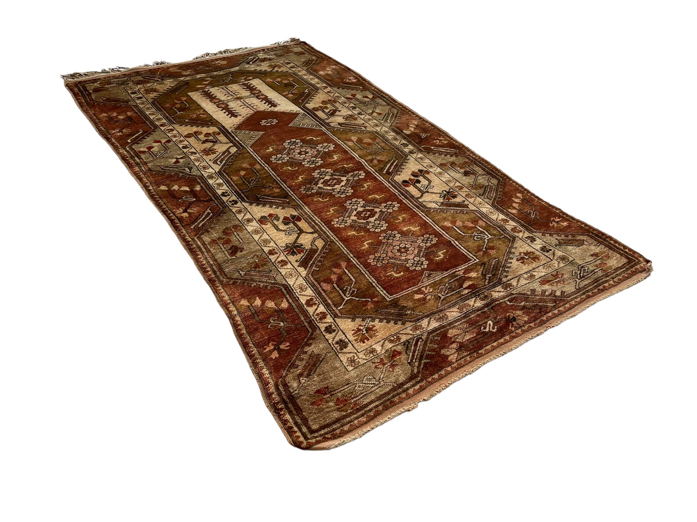 Vintage Turkish Milas Rug , 250 x 133 cm