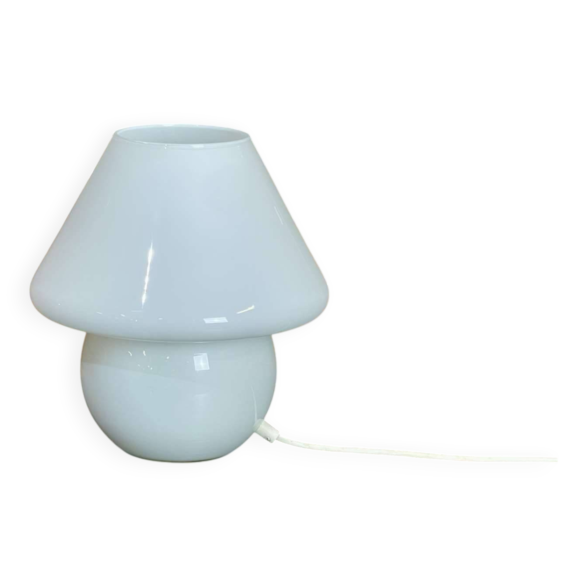 Lampe champignon en opaline blanche des années 70