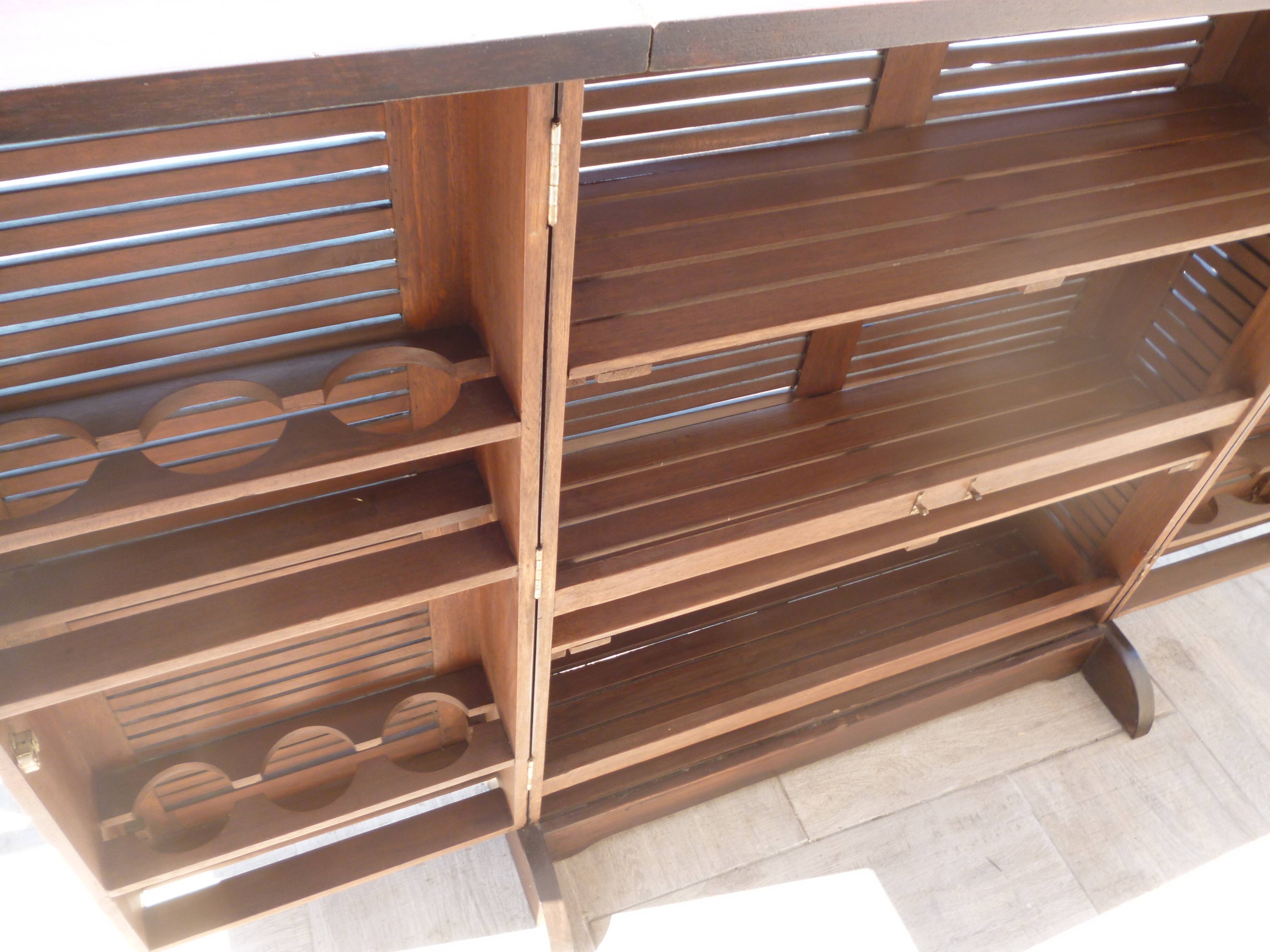 Foldable teak bar and two bar stools