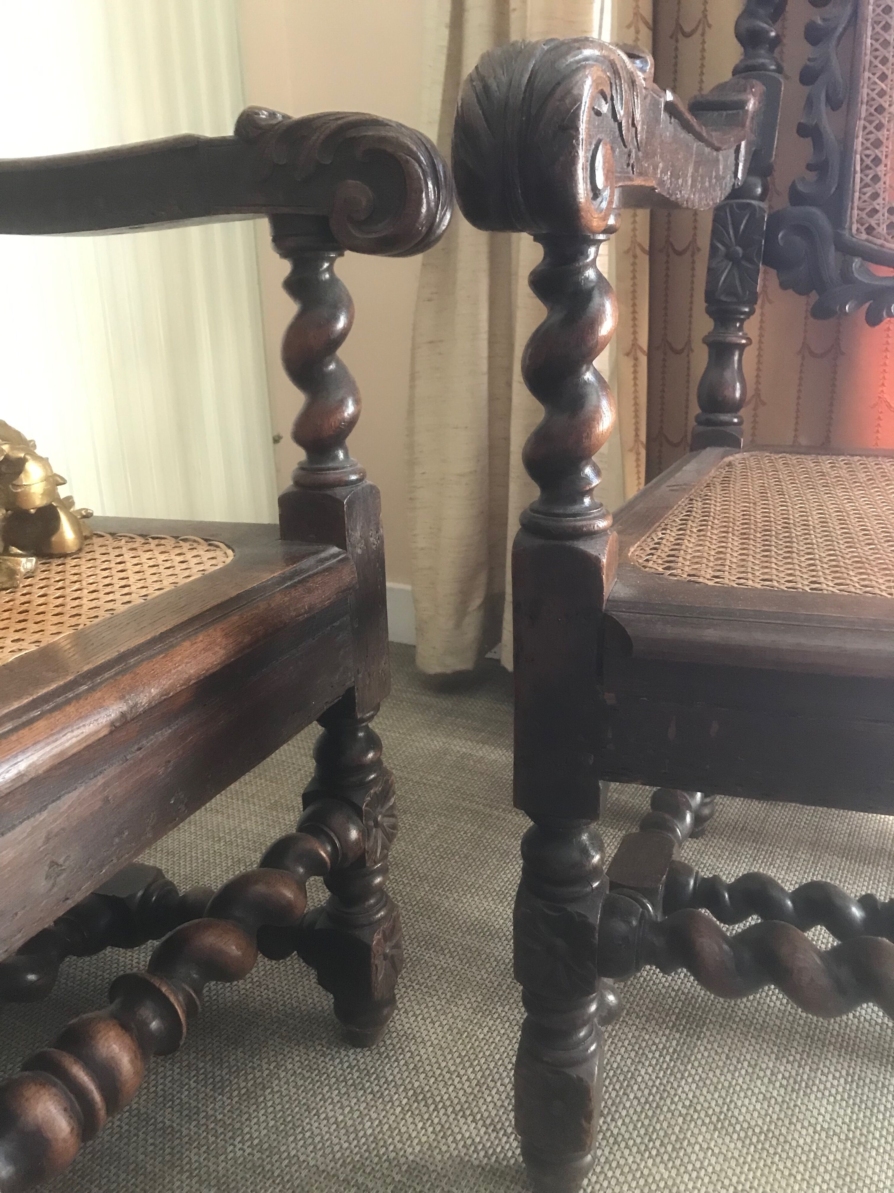 Chairs canées Henri IV