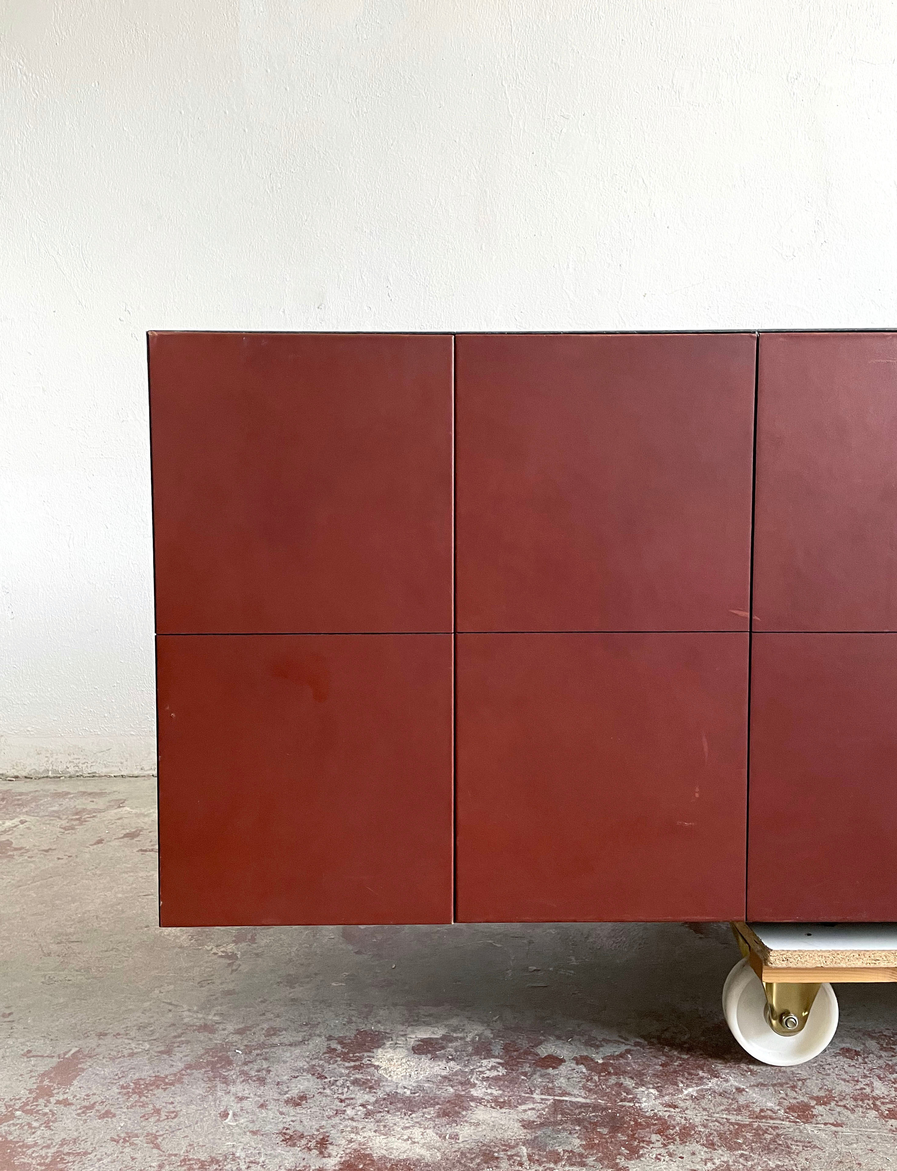 Enfilade par Lella & Massimo Vignelli pour Poltrona Frau, Italie années 1990