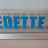 Enseigne lumineuse publicitaire vedette