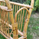 Wicker newspaper rack / magazine rack