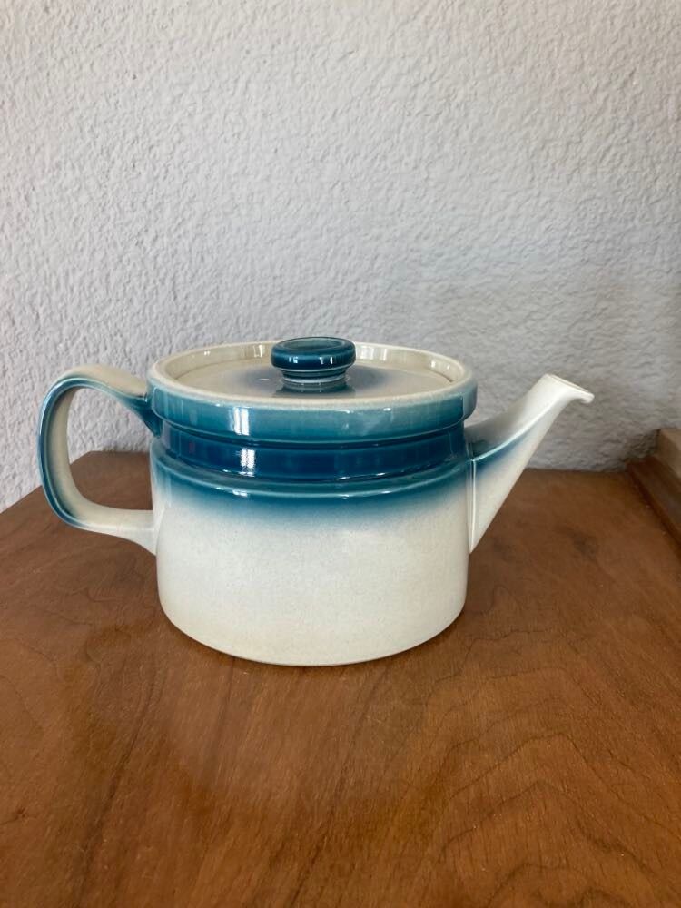 Wedgwood teapot 70's