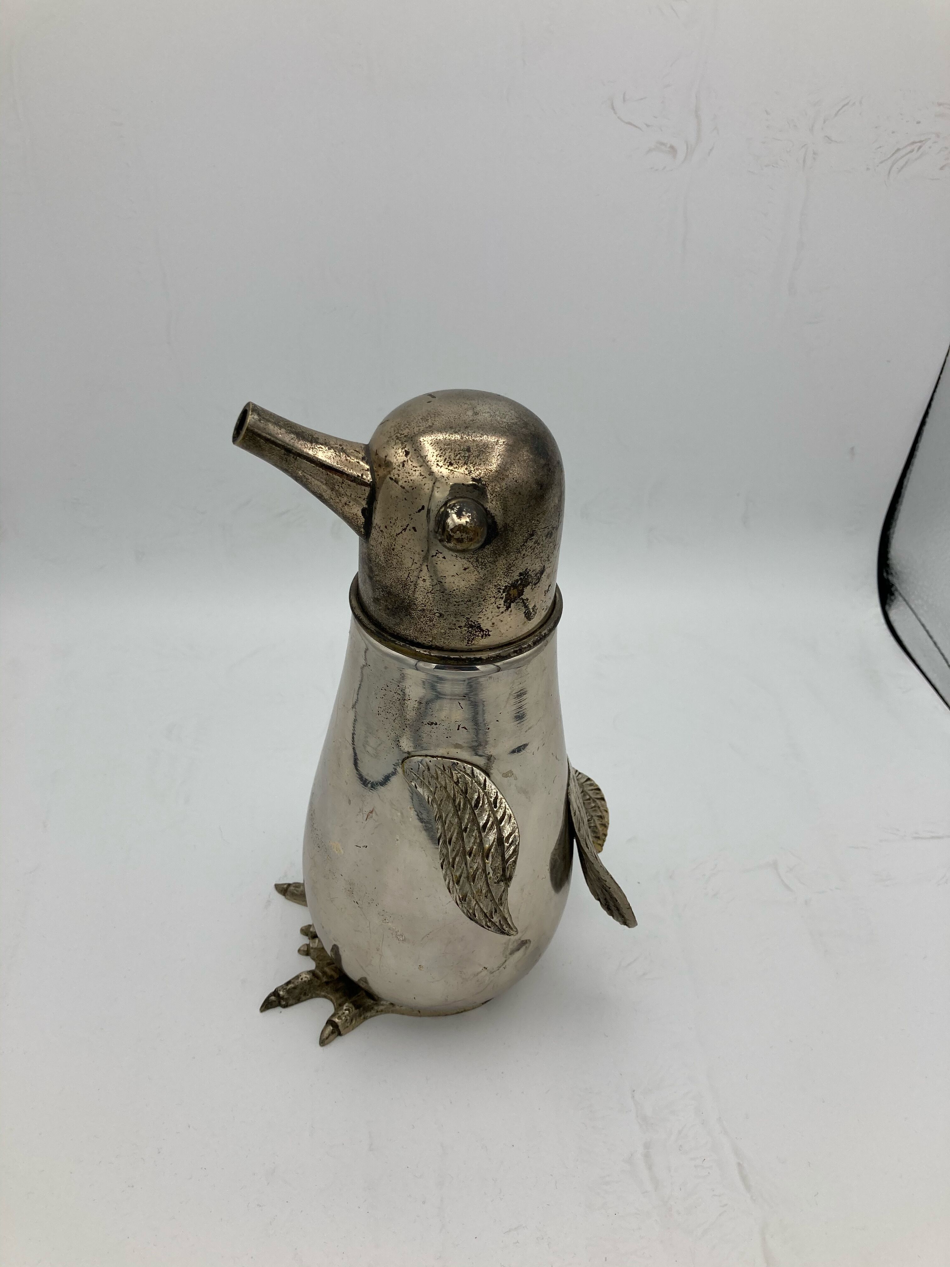 Vintage shaker penguin