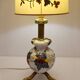 Grande lampe vintage en céramique (97 cm) à décor floral, années 1950