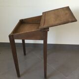 Small children's desk