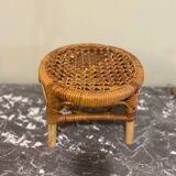 Rattan plant holder