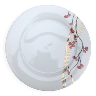 Set of 6 flat porcelain plates