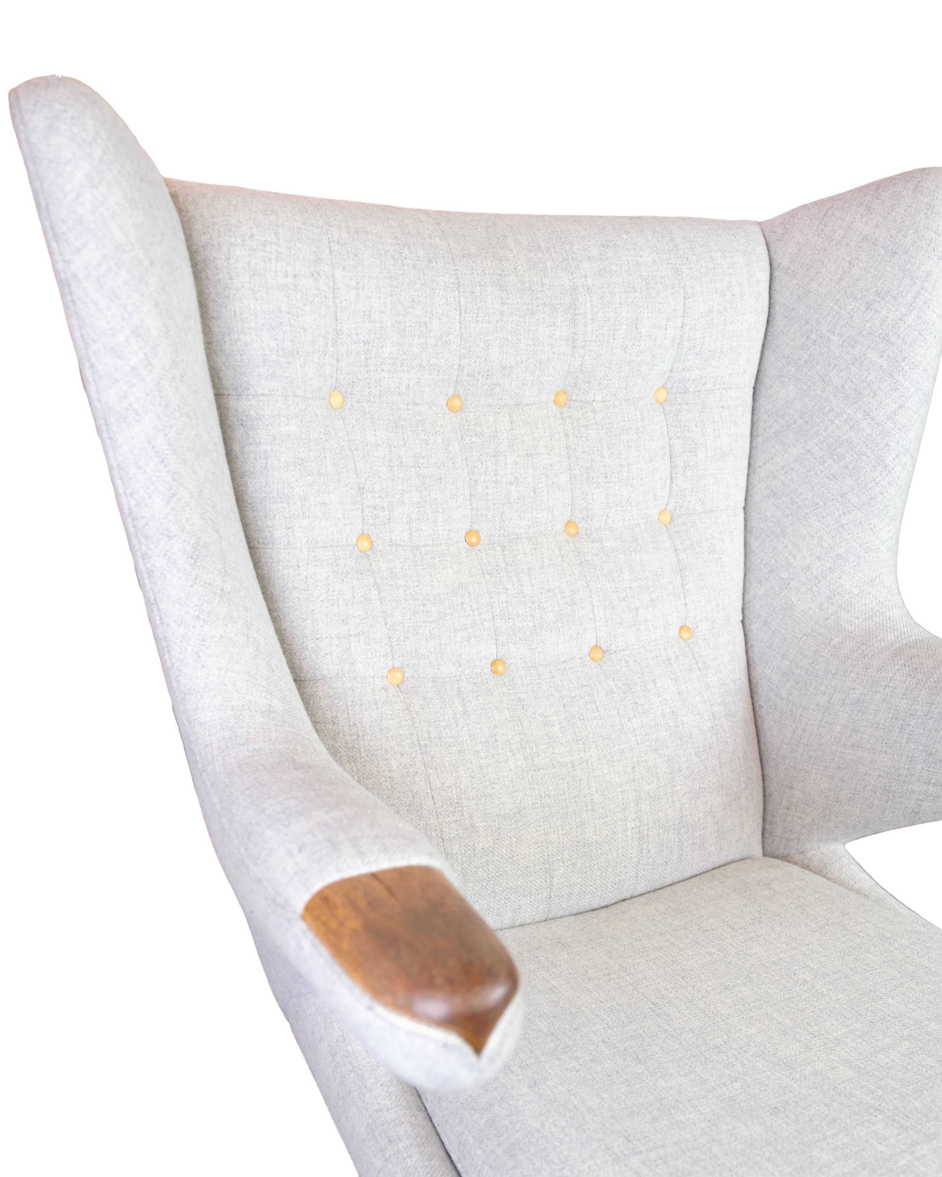 Teddy chair - Model AP 19 - Light grey Hallingdal fabric - Teak nails - Hans J. Wegner - P.P Møbler