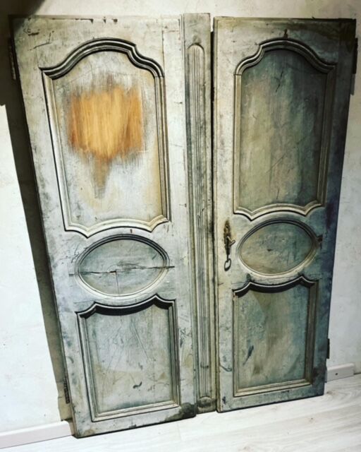 Paire de portes en chataignier XVIIIème siècle