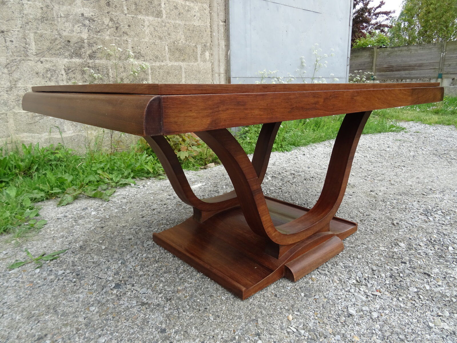 Art deco table with rosewood extensions