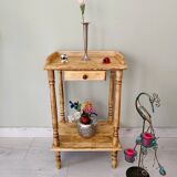 Small accent piece in solid wood