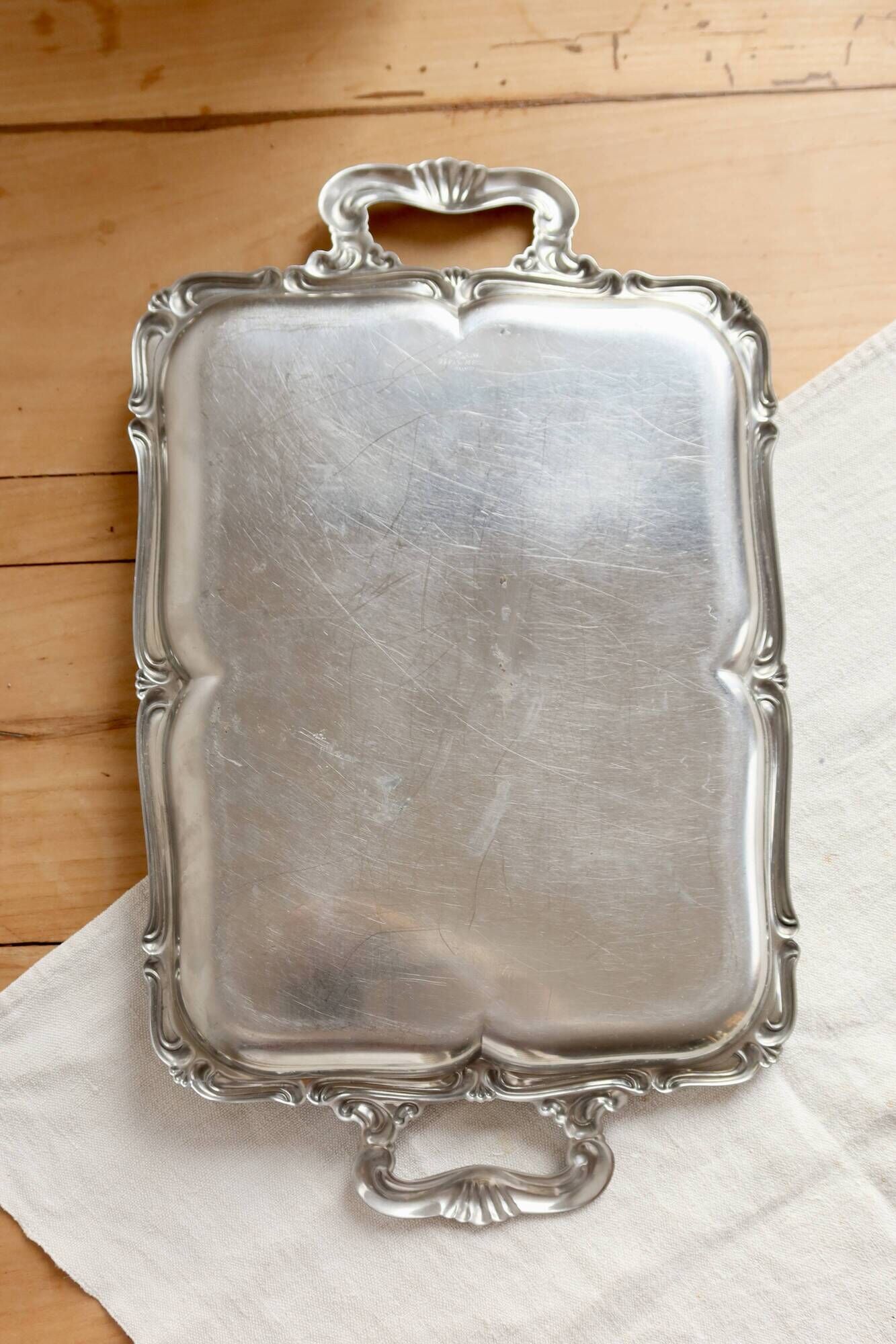 Vintage silver-plated service tray – Rococo handles