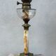 Grande lampe pétrole marbre réservoir cristal 74 cm haut du verre