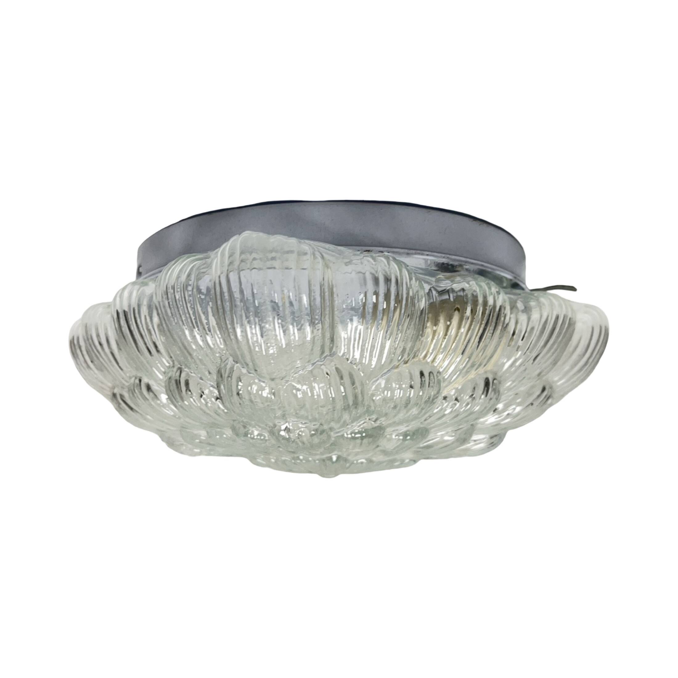 Plafonnier carré Bonalux des années 1980, en verre et métal.