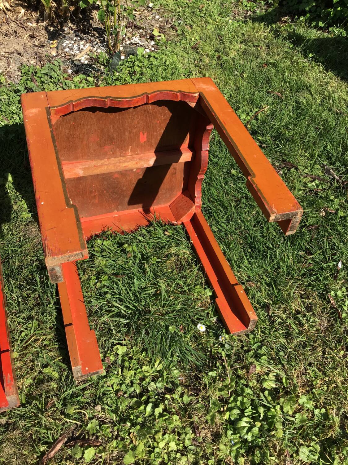 Pair of tables