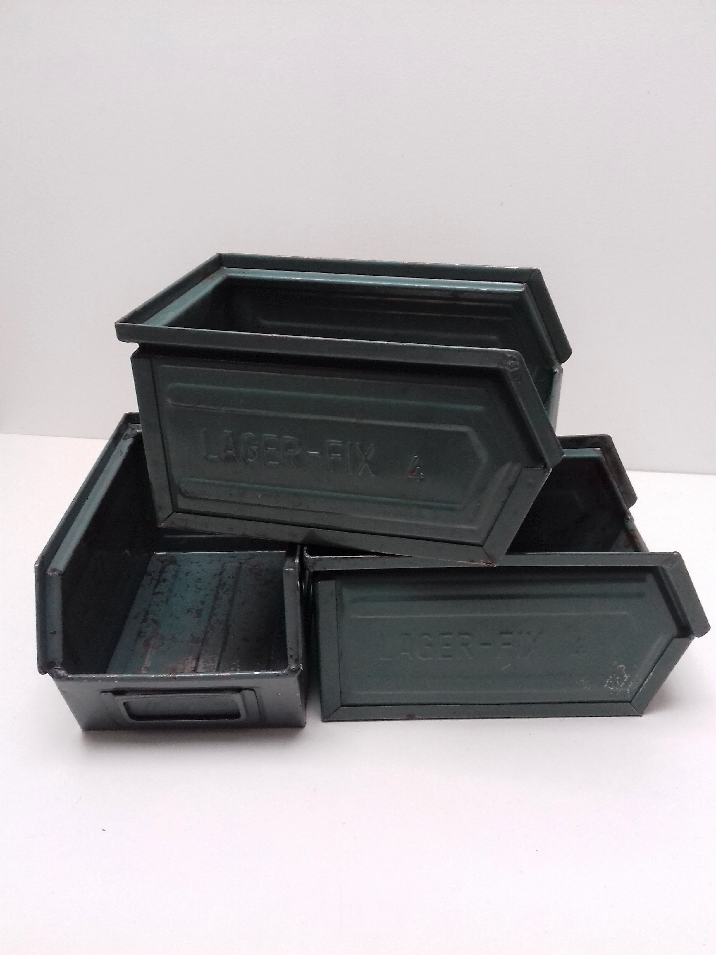 Set of 3 drawers Schaffer metal to be superimposed