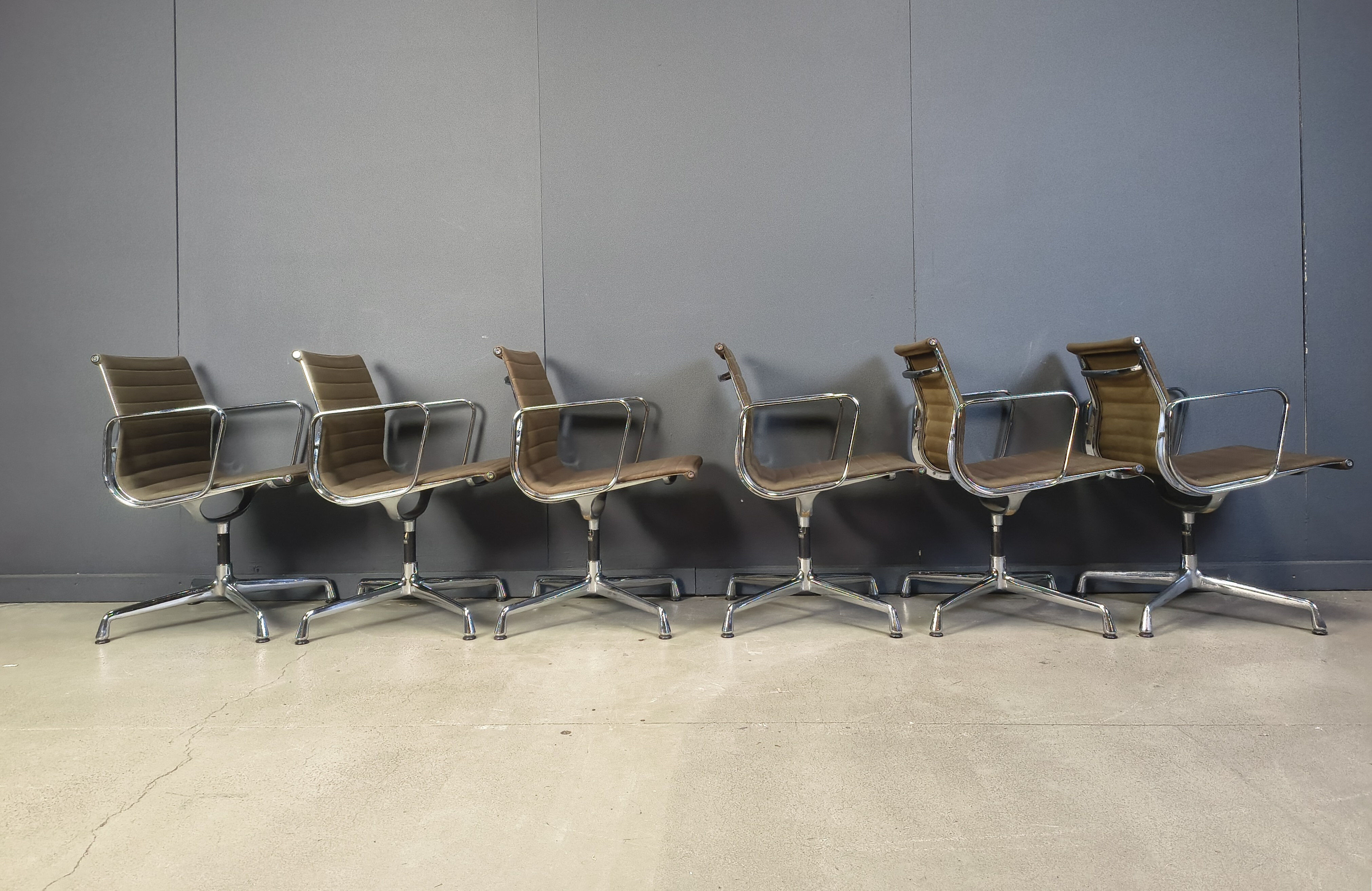 Pair of vintage Eames for Herman Miller EA108 alu range office/desk chairs, 1980