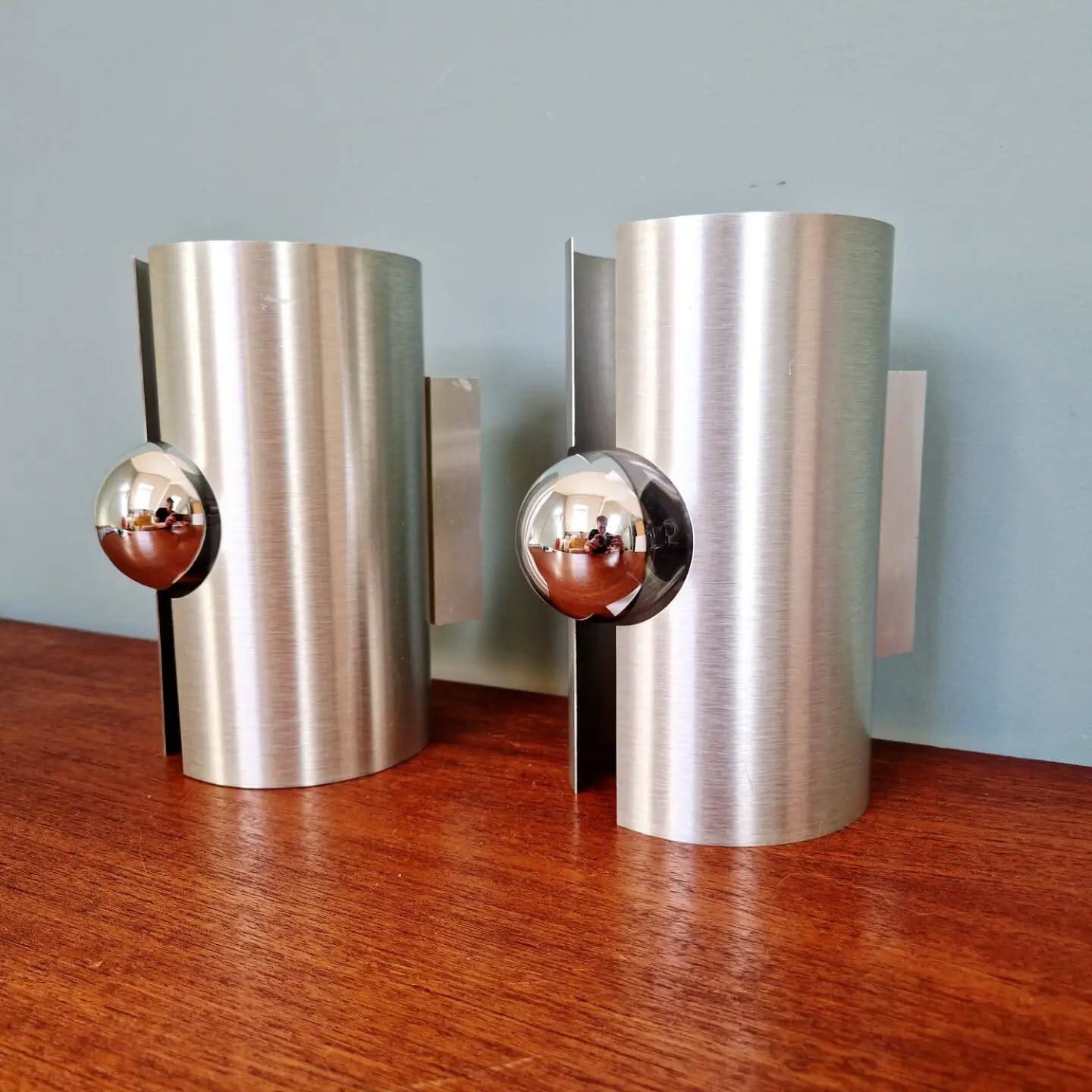 Pair of Space Age wall sconces in brushed aluminium, 1970.