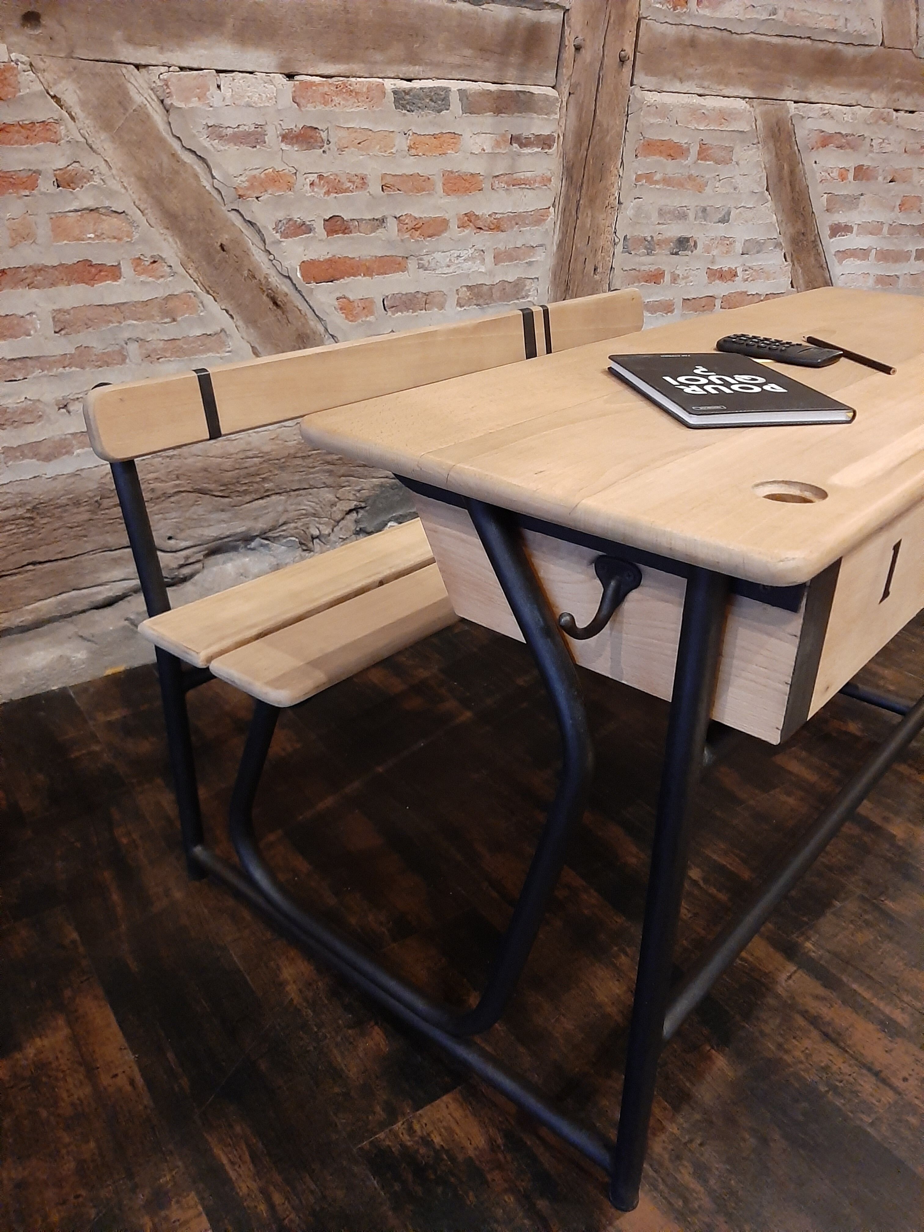 Two-seater schoolboys desk in oak