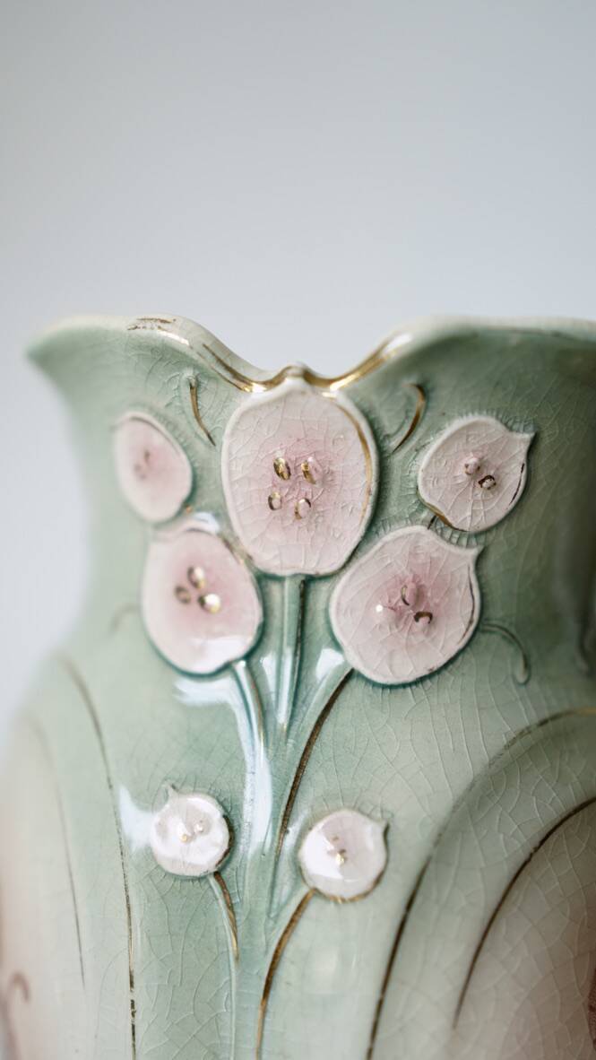 Pair of Art Nouveau vases by Gustave de Bruyn, circa 1900